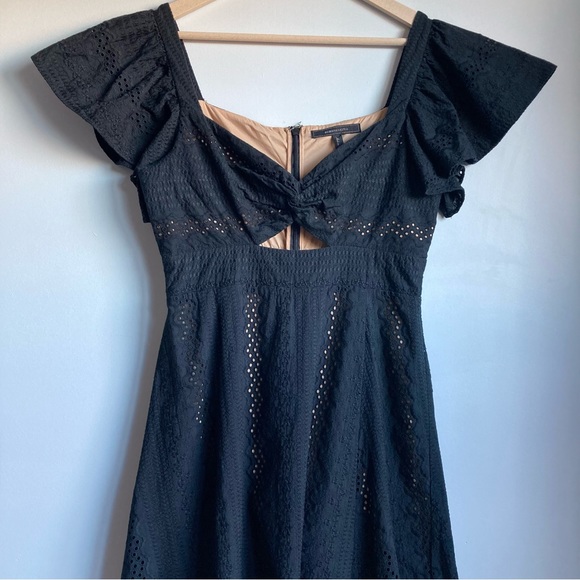 BCBGMAXAZRIA Black Embroidery Fit And flare Midi Dress Size 8 - Picture 3 of 13